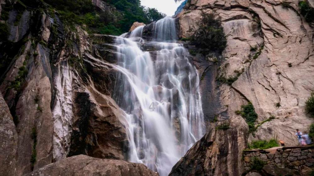 逃离沙漠建筑